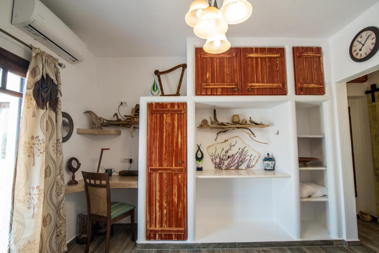 Elaiolithos - Luxury Villa Suites - Adults Only Khalkion Bagian luar foto