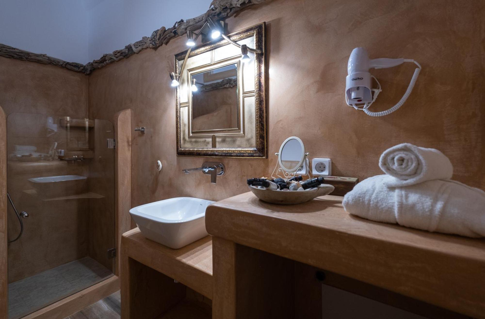 Elaiolithos - Luxury Villa Suites - Adults Only Khalkion Bagian luar foto